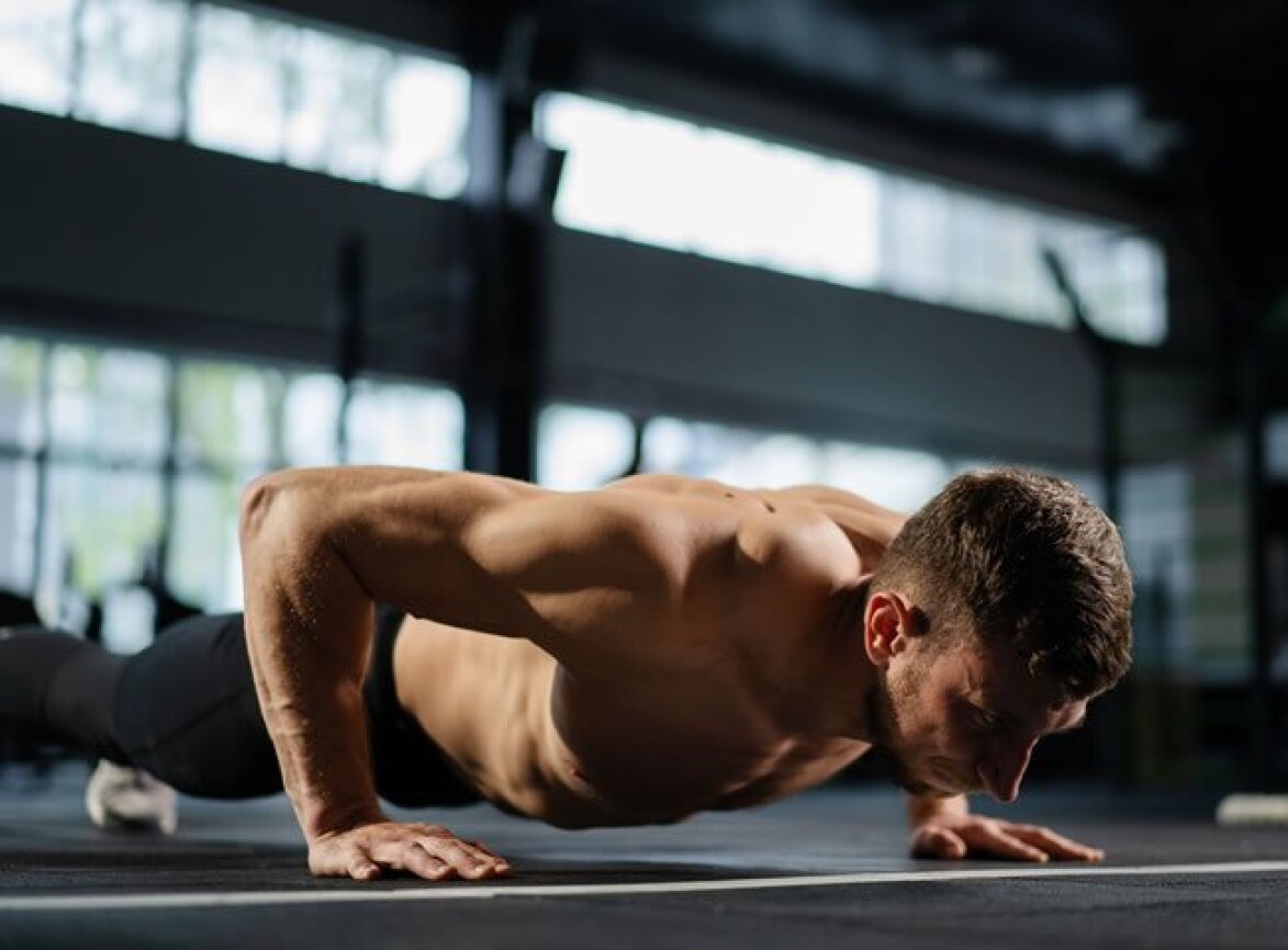 Jak správně dělat kliky – rady a tipy